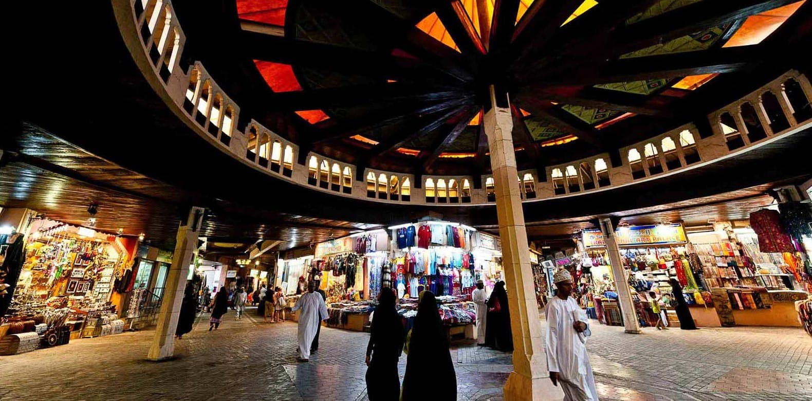 Muttrah Souk and Fish Market Shopping Tour